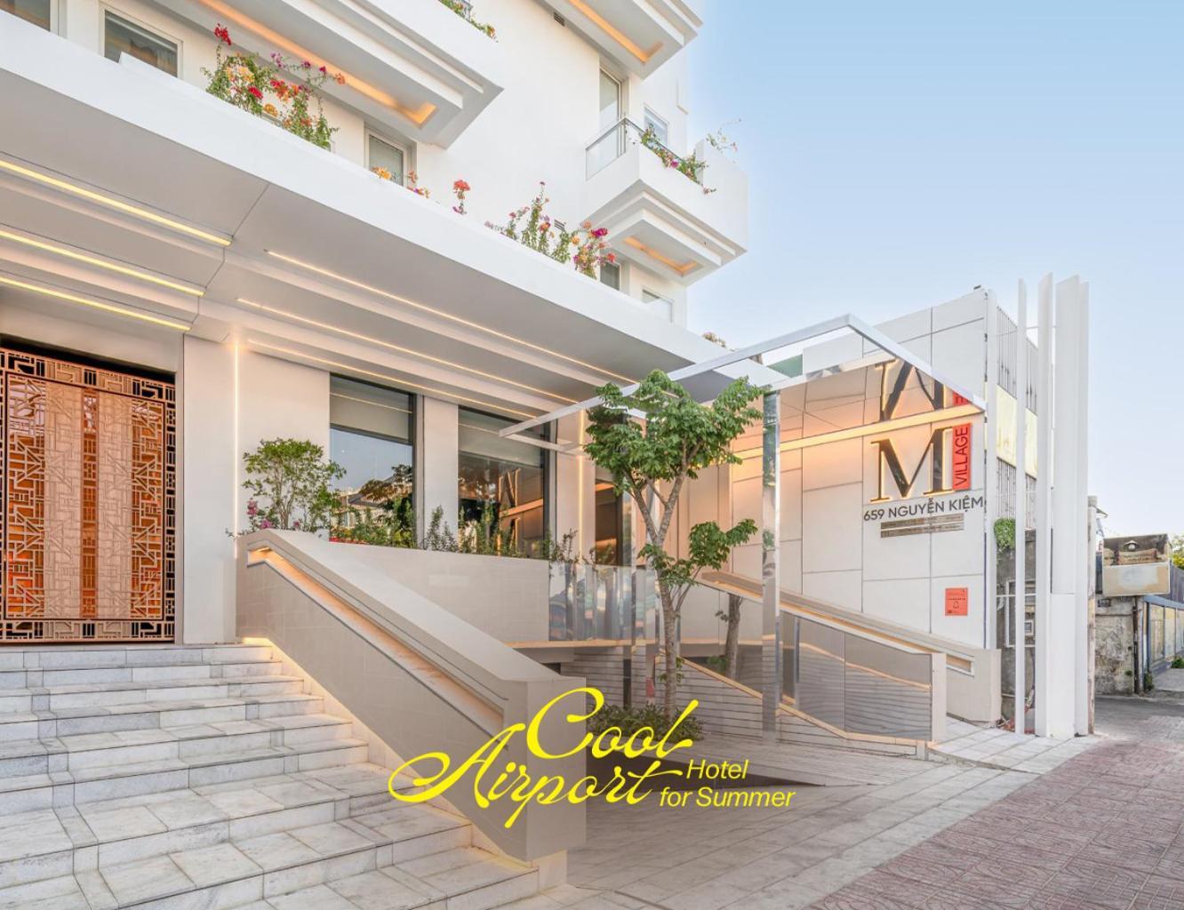 M Village Nguyen Kiem - Cosmo Airport Hotel مدينة هوشي منه المظهر الخارجي الصورة